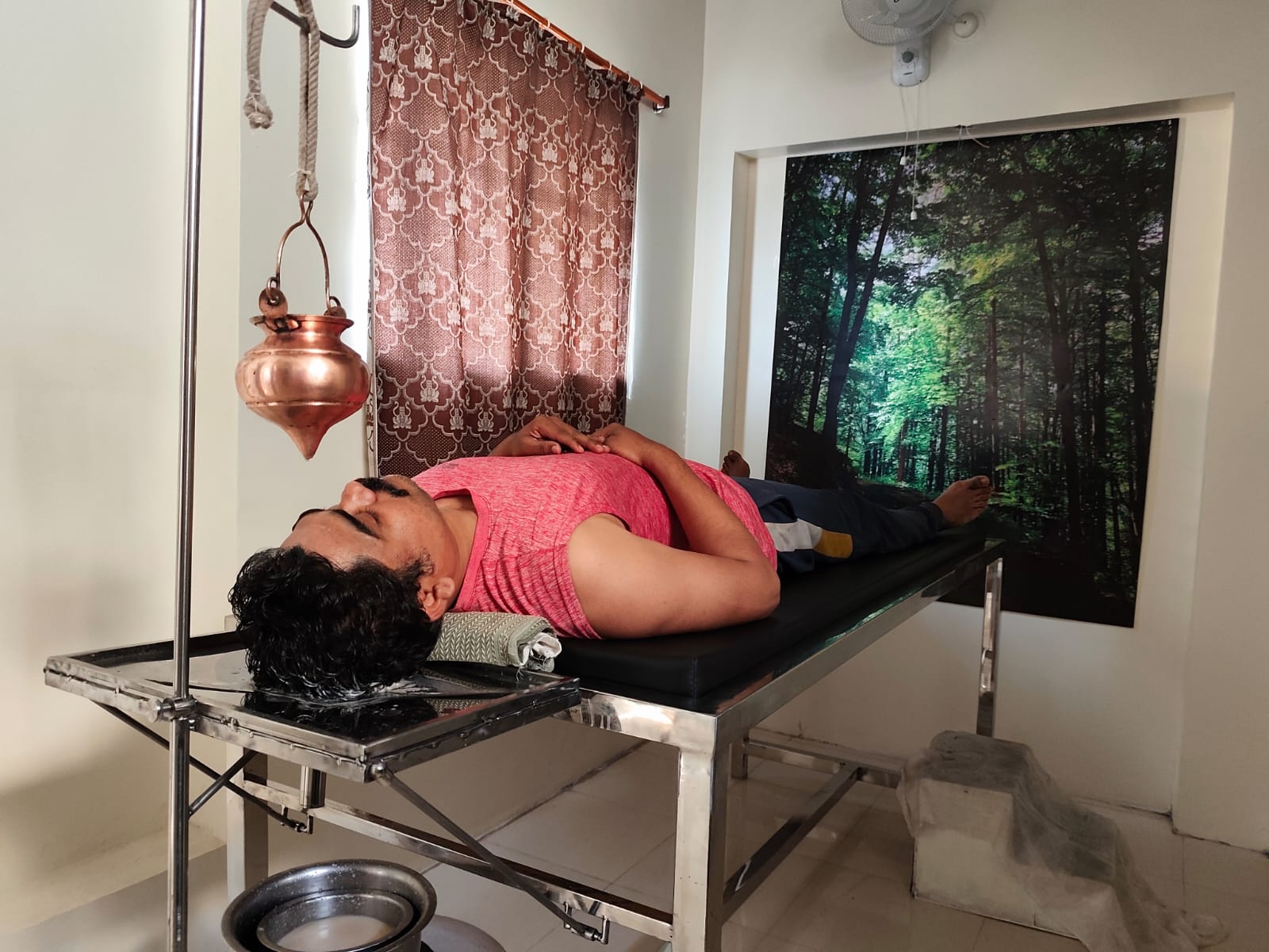 Shirodhara Treatment